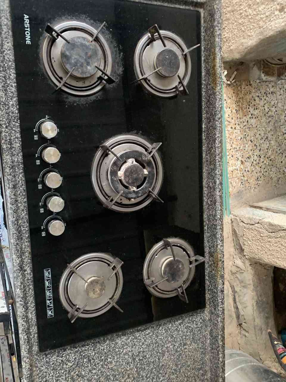 كاونتر + طباخ مرمر كله شغال درجه اولى 
نظافه ٩٠٪؜ مثل ما وضح بصور  
مكاني بغداد حي السفير الشماعيه
للاستفسار خاص او وتساب 
***********
