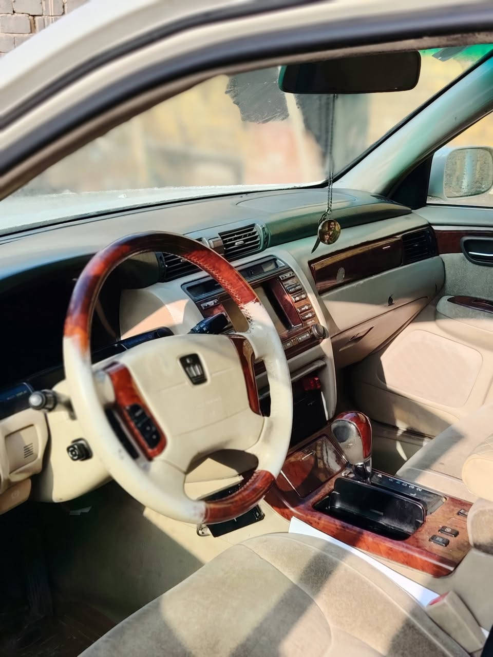 ملكه موديل 2002 عدله تحويل 
3 دكم 
مري شفط تحكم ستيرن 
برده خلفيه كشنات كهربائيه كلهن
جانت اجره ورجعت خصوصي فره جديده فقط القماره ولجاملغات الخلفيه مصبوغات
مكينه ديفور الجبير تنفخ تصعد دهن ع البلك يعني تريد تابوكه
اي استفسار موجود ع الخاص 
السعر 110
0781646722


**إذا كنت صاحب هذا الإعلان وتريد حذفه لأي سبب، رجاءا أرسل رسالة إلى الدعم الفني**