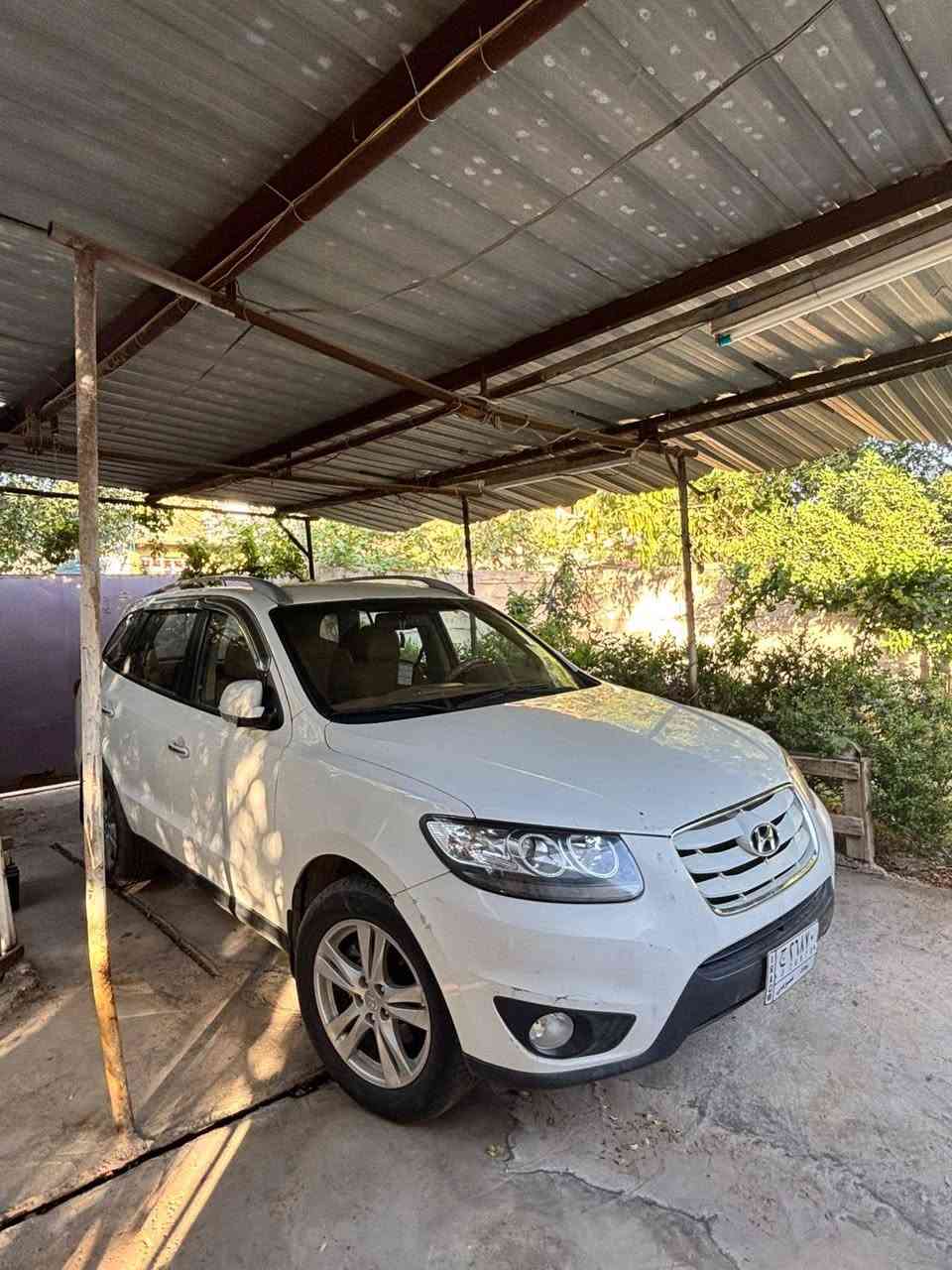 سلام عليكم 
للبيع 
سنتافيا ٢٠١١
٦ سلندر  
٧ راكب
كشنات جلد 
تحكم ستيرن
فتح سقف 
مري شفط
حساسات 
مكينة وكير كفاله
للاتصال حول السعر
***********
