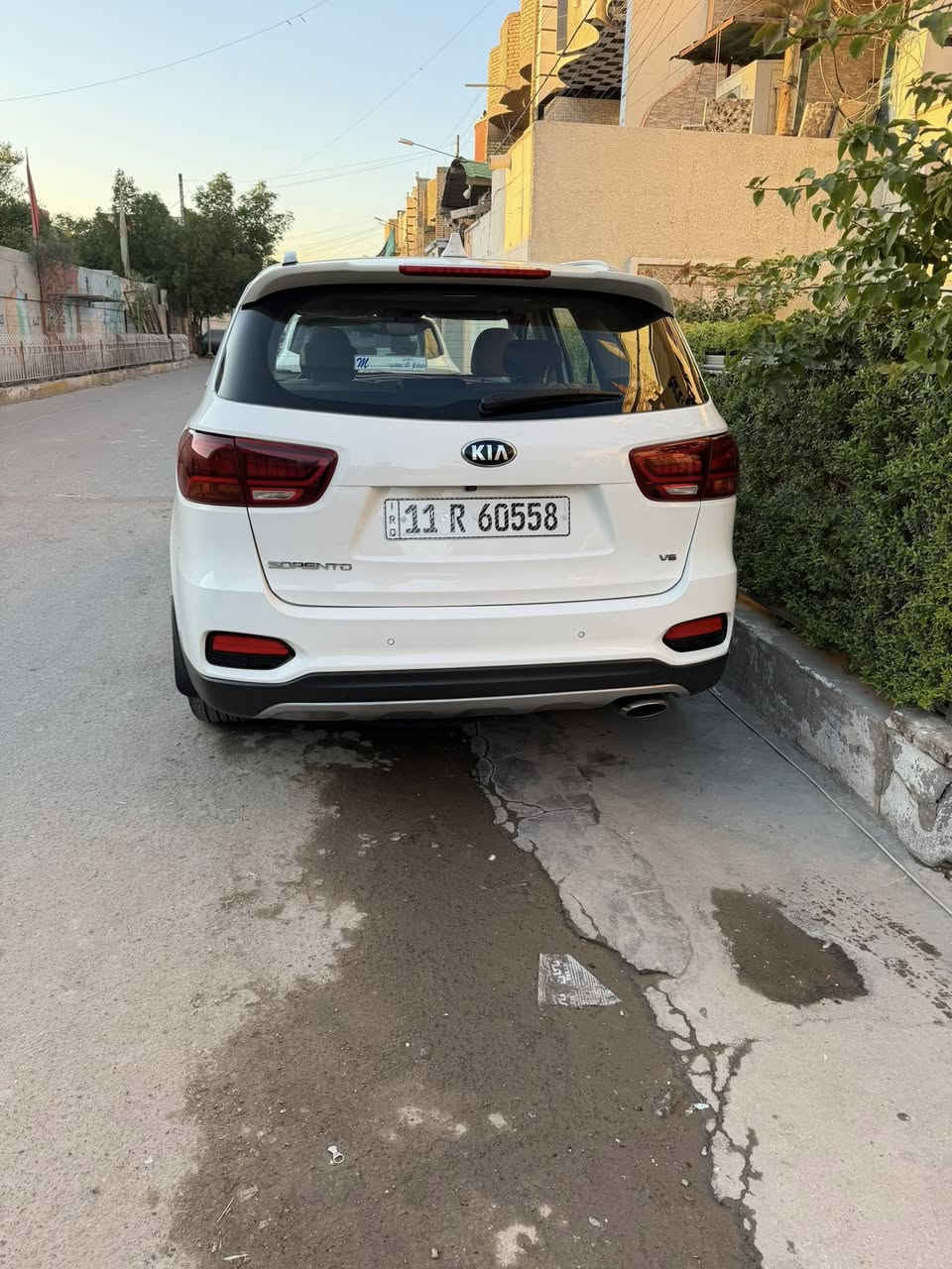 سورنتو موديل ٢٠٢٠ماشيه٦٥الف مثل ما موضح بل صور فول رقم بغداد باسمي السياره عارضه٢٨٠$
***********
