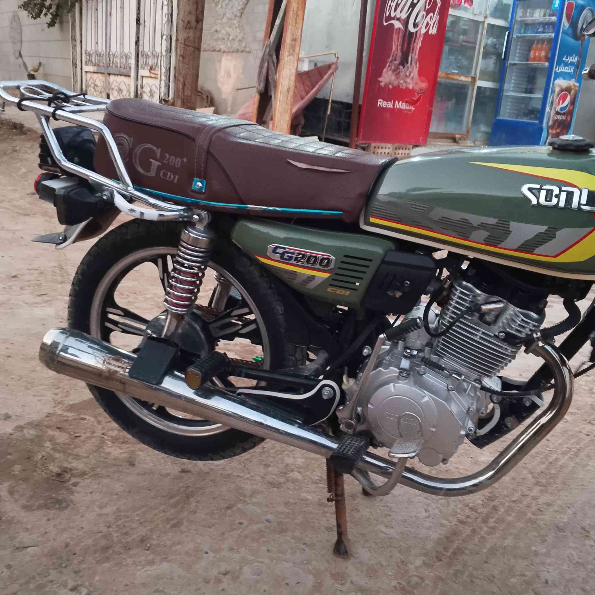 دراجه سافان محرك ٢٠٠ موديل ٢٤ السعر ٦٥٠وبيه مجال 
متواصل الماسنجر ورقمي ***********
 مكاني واسط زبيديه
