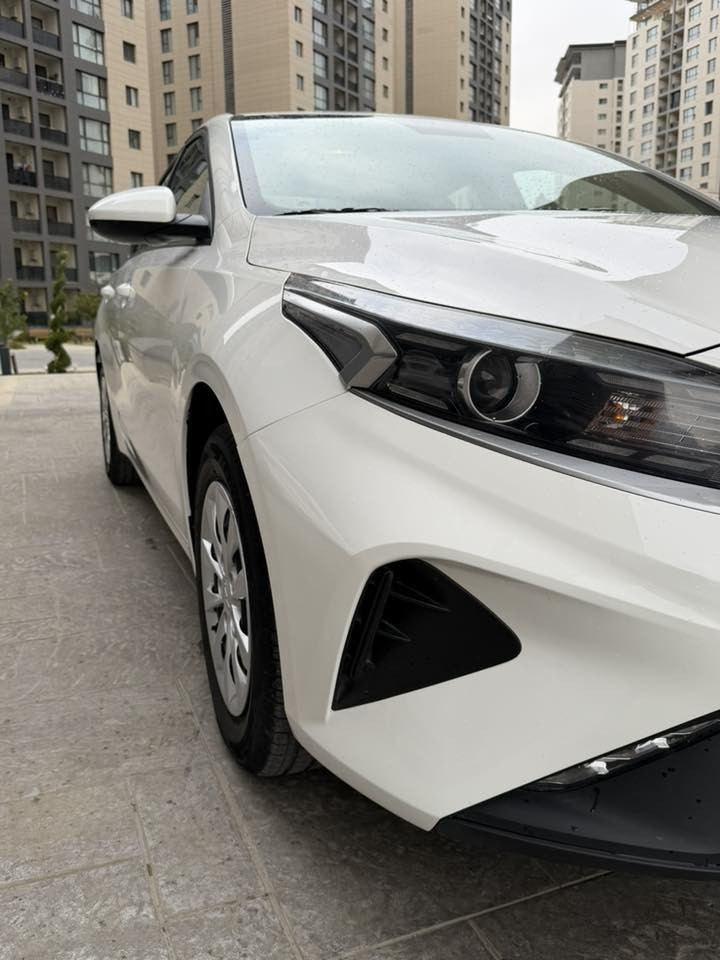 السلام عليكم 
غير متواجد على الفيس بوك الرجاء الاتصال عالرقم مكلف بالنشر 
سيراتو خليجي موديل 2024 
محرك 1600 
داخل لونين 
تبريد قطعتين 
بلوجكتر بالدعامية 
مثبت سرعة
كفالة عامة من الصبغ وبارد ماعدا رصعة بسيطة 
رقم اربيل باسم شركة فيصل عزيز تريد تحويل تريد وكالة براحتك 
ماشية 45000 حقيقي
السعر 170 ورقة وبيها مجال قليل
للاستفسار اتصال على الرقم ***********
