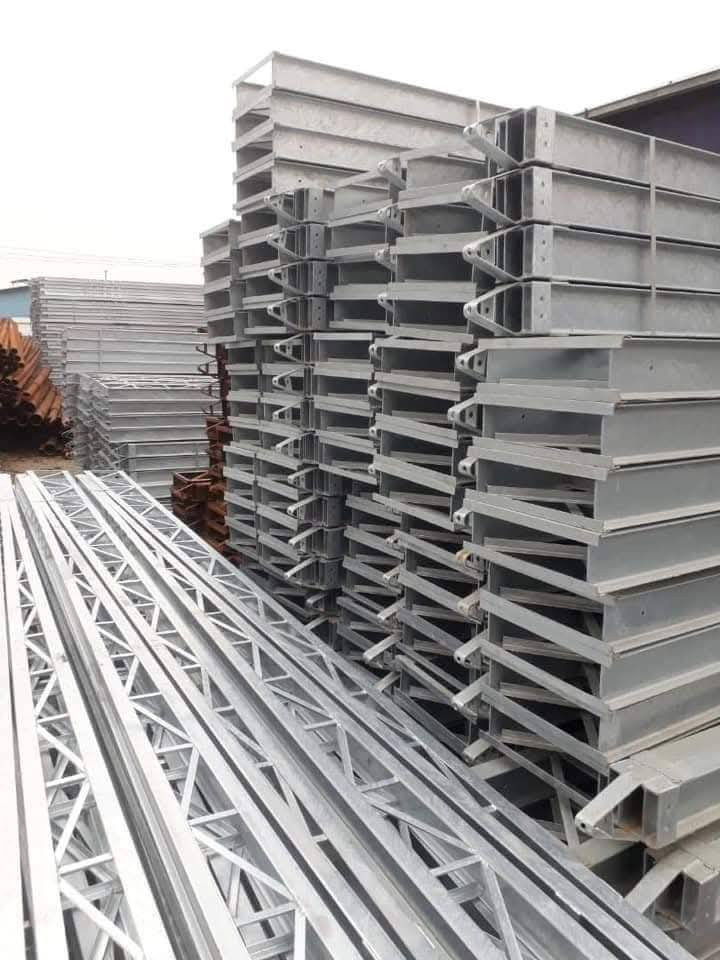 اعمده كهرباء 9  متر السعر 80 الف

اعمدة كهرباء 11 متر  ضغط عالي السعر 140 الف

للاستفسار التواصل على الرقم

***********

# ملاحظة مستعدون لتجهيز كافة المشاريع الحكومية والاهلية
