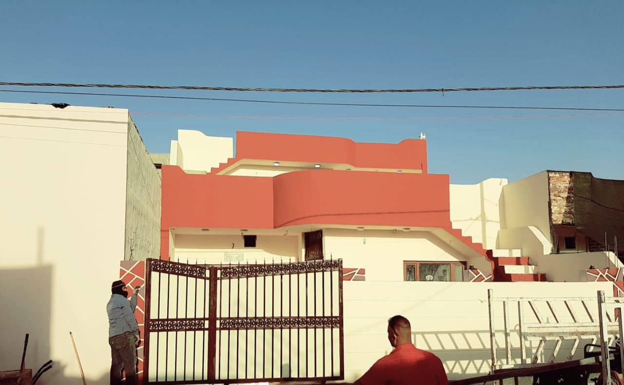 بيت زراعي صياده فول طابقين معزول 

الطابق الأرضي 

غرفتين نوم استقبال هول مطبخ صحيات كراج

الطابق ٢ غرفتين نوم ٤ *٤

استقبال هول 

شارع عريض ١٥ متر صب خدمات ماء كهرباء 

سيراميك فول السعر ١٠٠ مليون 

***********

***********
