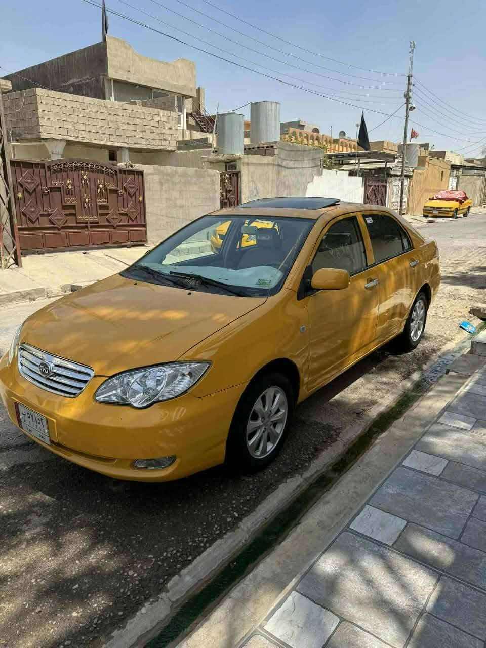 للبيع بي واي دي موديل ٢٠١٢ كير اوتوماتيك ***********
