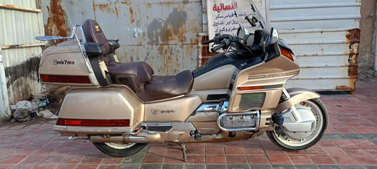 للبيع مكان جسر ديالى  28 بيها مجال حك الجيه ***********
