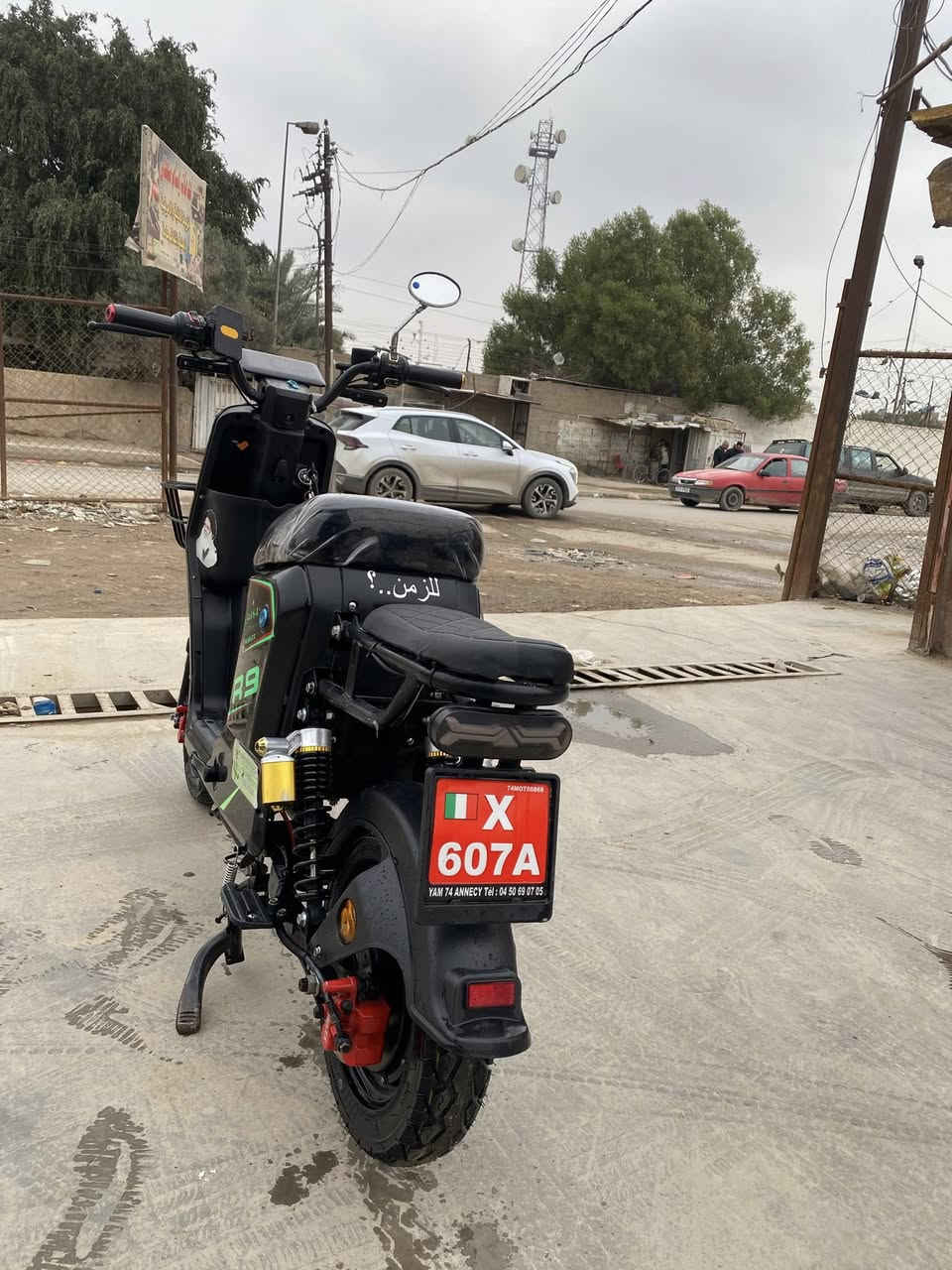 سلام عليكم دراجه شحن R9 
دراجه خير من الله 🩵
5بطريات كبار ✈️
بيها نضام بك 
قفل استيرن هم 🔒☑️
دبل اشره يمنه يسره كله شغال 
تمشي بل شاشه 99✈️الحقيقي 60
السعر 425مكاني بغداد الامين الثانيه ☑️
الشراي يتصل علا هاذه الرقم ***********🫡
