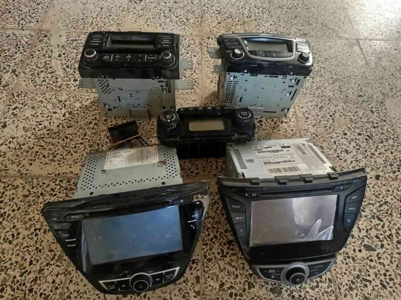 للبيع شلع مسجلات سيارة
النترا 3
اكسنت 2

واتساب ***********
