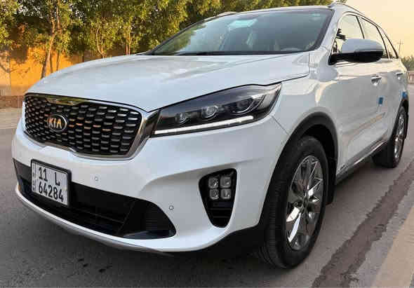 كيا سورنتو 2019 خليجي مكفوله من كلشي سياره جديده بعدها عل وضع شركه ماشيه 76 الف حقيقي سياره جديده معنا الكلمه فور ويل بصمه جلد بنراما فووول موصفات تبريد تدفئه بل كشنات فوول محرك ٦ سلندر كفاله عامه ..
عنوان بغداد الاعضميه ..٧ ابكار
السعر ..263.. قفلها 
*********** بغداد
