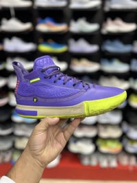 361 • حذاء كرة سلة • قياس 46