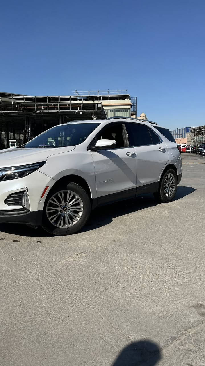 السلام عليكم شفروليه كوينكس بريمير 24 فول 1/1 للبيع موصفات السياره دواخل جلد اسود عسلي 
بنوراما 
تحكمات كهربائيه بل كامل 
تدفئ تبريد كشنات ستيرن بل كامل 
شحن وايرلس 
خزن ميموري 
قياده ذاتيه 
نقط عمياء 
نظام تحذير ونظام خروج عن مسار 
هزاز في المقاعد 
نظام اوتو ستوب + اوتو بارك 
منظومه زينون وكاله شركه بلادي 
اشاير بل مري 
بلوجكترات 
8 حساسات 
5كامرات كامره محيطيه 360 درجه 
رادار تفاعلي 360 
نظام حساس درجه حراره الانسان 
خزنه داخليه 
سماعات BOOS ب عدد10 سماعات 
سايد بريك كهربائي 
شاشه كار ابل بلي 
ويل كب حجم 18 
هوك وعده سلامه كامله 
العنوان بصره السعر 158وبيها مجال للطيبين ترهم مراوس بسياره ناصيه الرقم ***********
