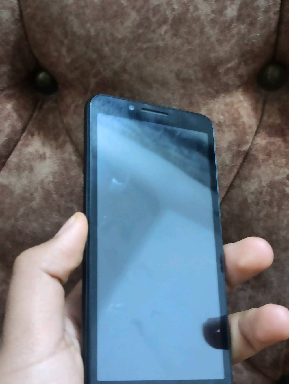 ملاحضه(الموبايل مابي كارتونه) والعنوان حله حي الشهداء يم مول اهل الخير 