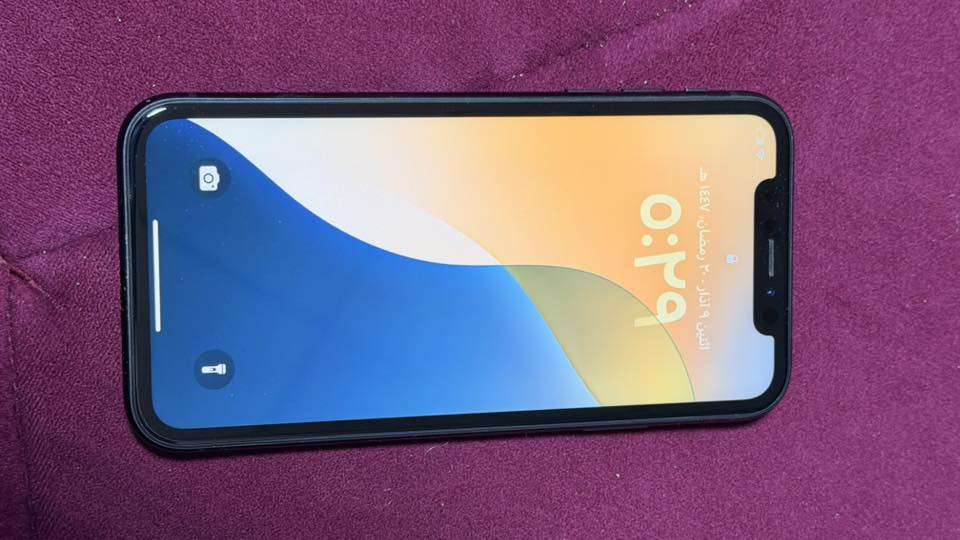 ايفون XR ذاكره 128 لون اسود بعده حاله حال الجديد بس بطاريته 77٪ شغال فيس ايدي اللمس والسماعات فول خير من الله كلش جديد بدون شخوط وكسر شرط الفحص سعره 190الف وبي مجال وشرط ما مفتوح ولا مبدل ولا ايشي ع حال الوكاله مكاني البصرة الجنينه
***********
