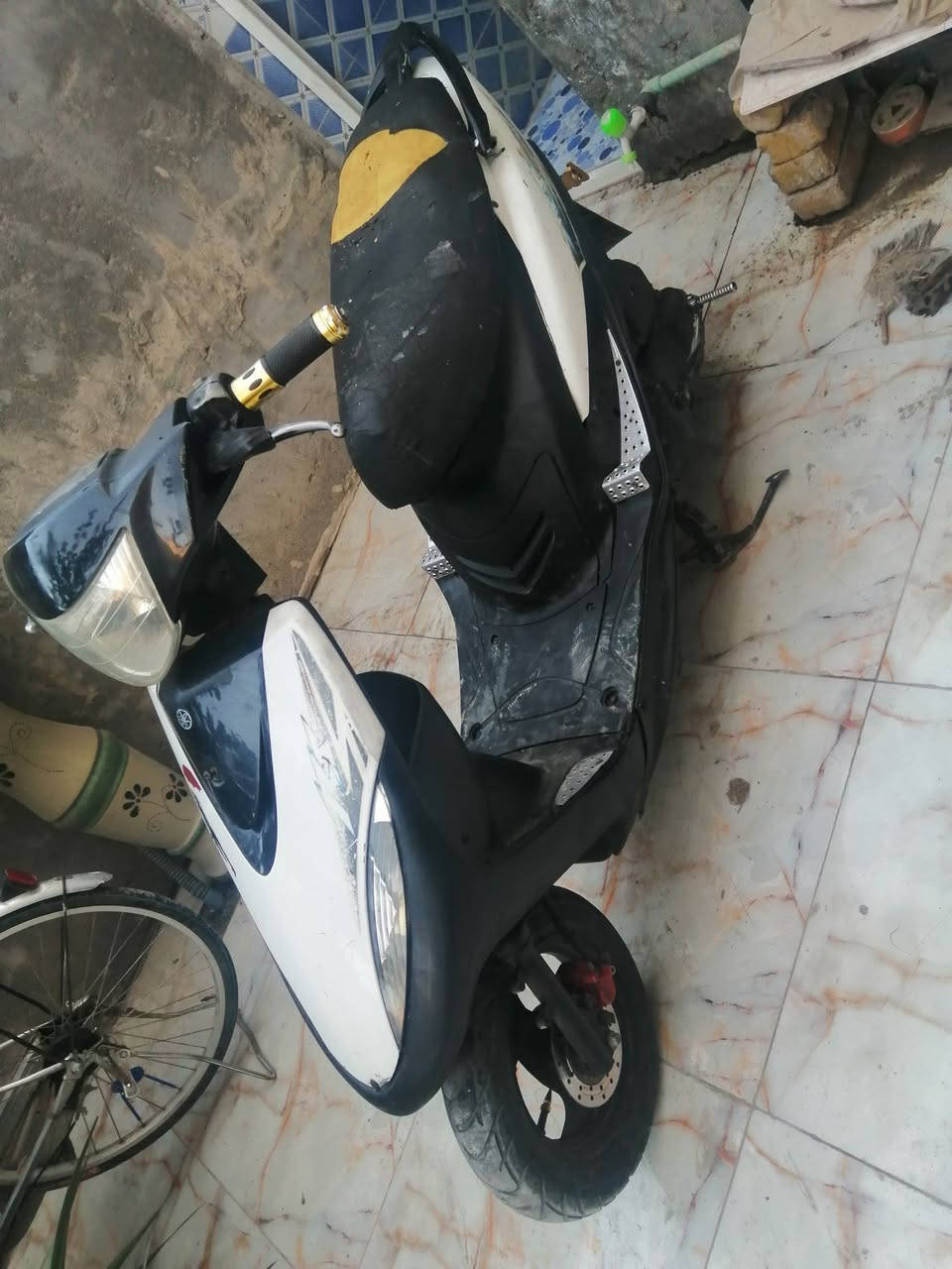 ماكس عدله للبيع بوشه ٥٠ بلاد مبدل بيه بس ولفات تشتغل سلف هندر كهربيات كامله ب٣٥٠ وبيه مجال مكان فضليه ***********
