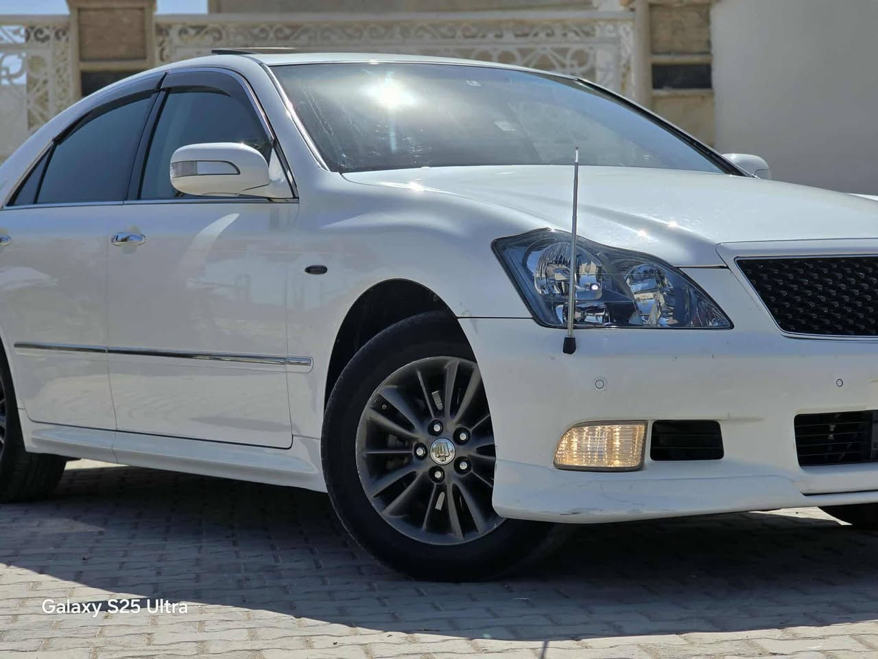 سلام عليكم سيارة شاهينه للبيع كفالة عامة سياره تسجيل جديد قرار 48 مفحوصه ومدفوع كمرك نجف نجف  بيه خطا برقم واحد من أرقام الشاصي باستمارة الفحص واستمارة الكمرك صحيحة واضباره كامله موجودة عندي والاصليه دكه حاسبة الكمارك  موجوده باقي بس الرقم موديل 2004  صدفيه شاصي 82 سعره 95 مكاني نجف ***********
