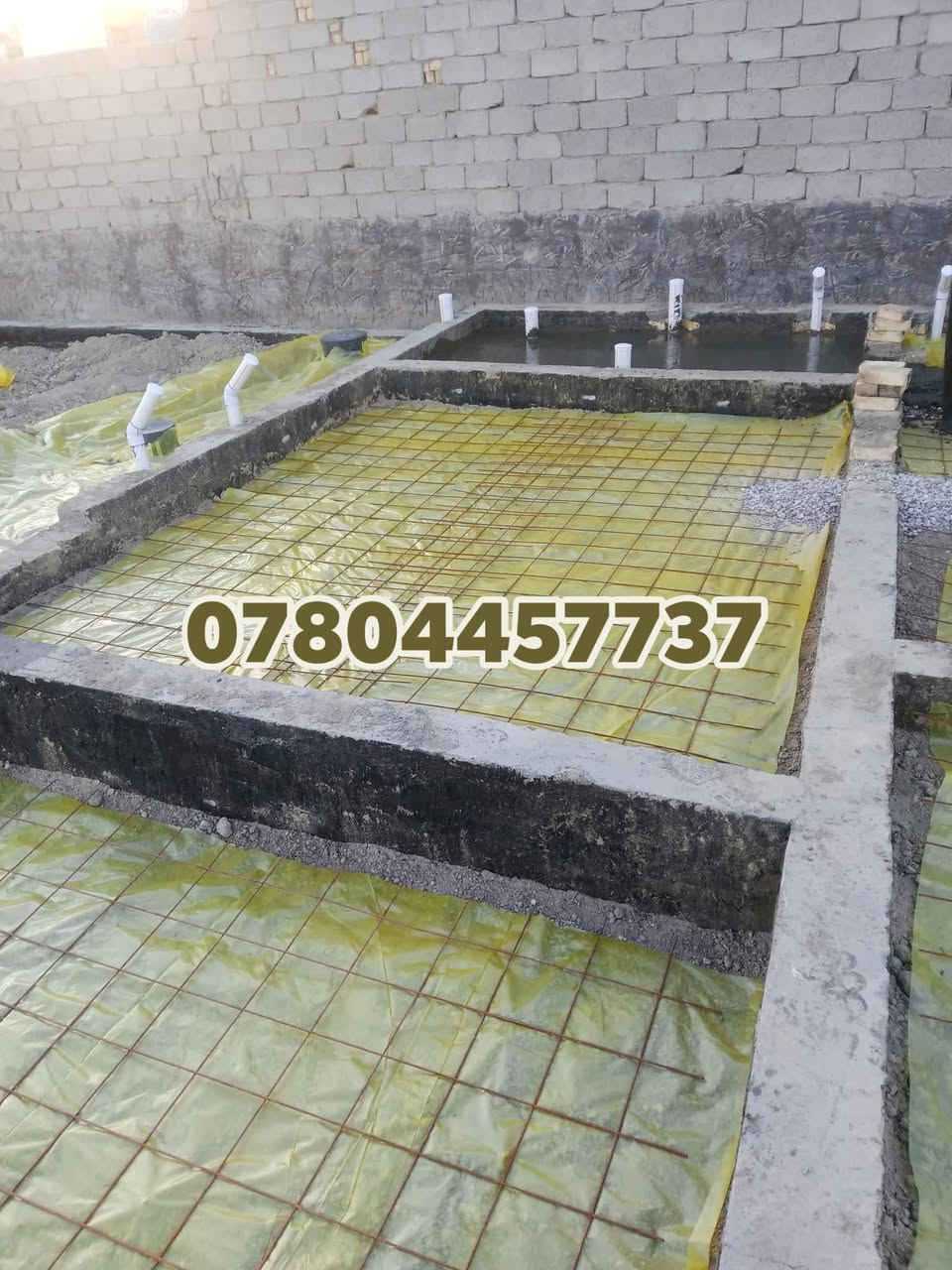 السلام عليكم عملنا مستمر اي شخص محتاج صب رباط او صب البيت من الداخل او تسليطه سطح يرسلني كادر كامل من خباطه وعمال وشغل نضيف  المكان (ناصرية ،سوق الشيوخ)***********
