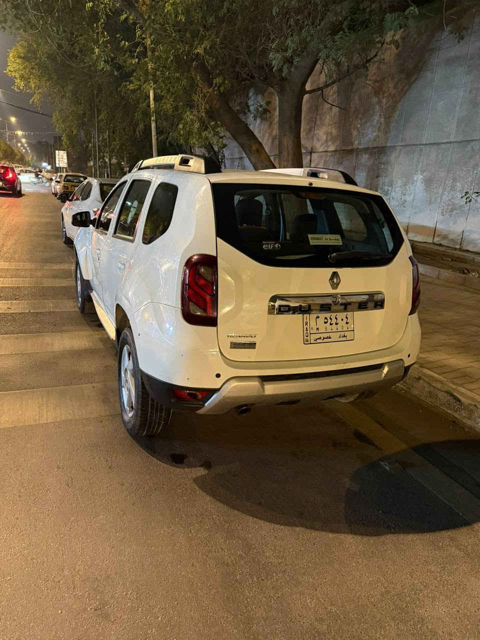 السلام عليكم مديل ١٨ ماشيه ١٣٠ بدون صبغ بيها ملاحظات صغيره السعر ٩٠ وبيها مجال للاتصال ***********
