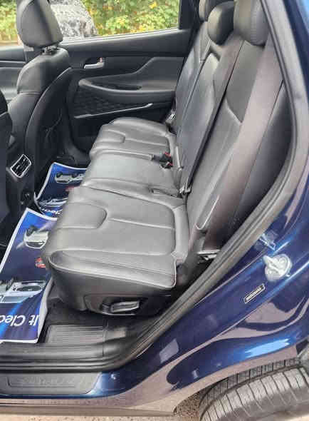 سنتافياموديل 2022ترقيم جديداليوم ترقمت واردامريكي حادثهه بصيط بدون ايرباك فول مواصفات محرك 4سلندر5راكب ماشيه 50الف سعر235وبيهه مجال ***********
