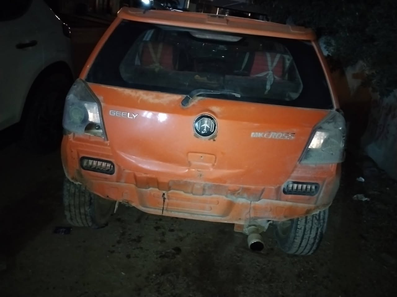 جيلي ام كي كروز للبيع رقم مميز تحويل ثاني يوم رقم مثنى مشروع وطني السياره محرك وكير بلجيس كفاله هاي ضربت جلب وطار عليه البنيد وفلش الجامه وبدلت راديتر  يرادلها صدر  ب٢٣ وبيها مجال مكاني بغداد ***********
