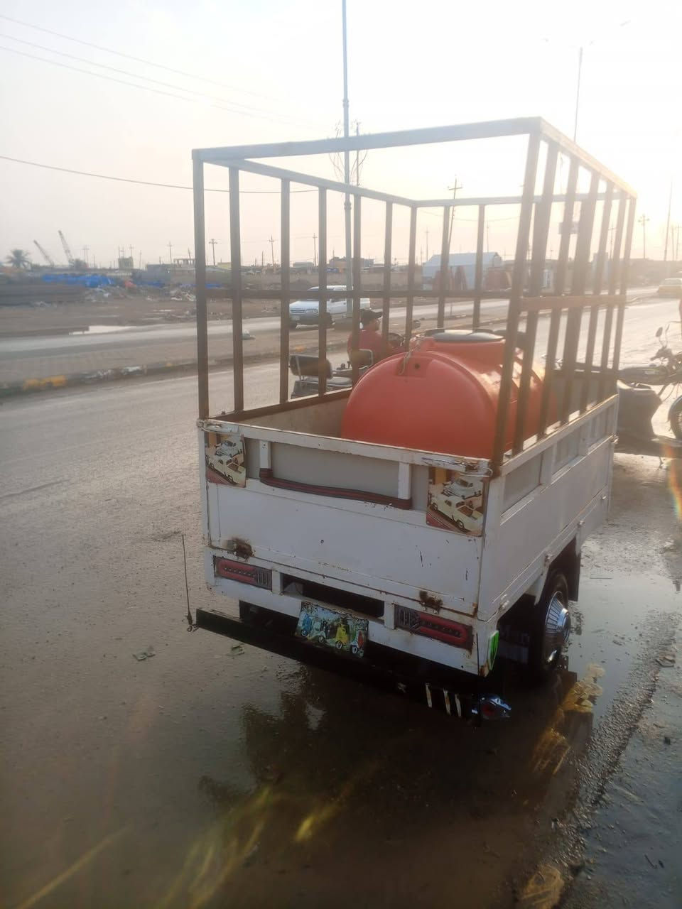 سلام عليكم ستوته للبيع جاهزه كير ومحرك كلهه شغاله محرك نضيف واكسن نضيف شاصي جديد كهربائيات كلهه جديده
اتصل***********
