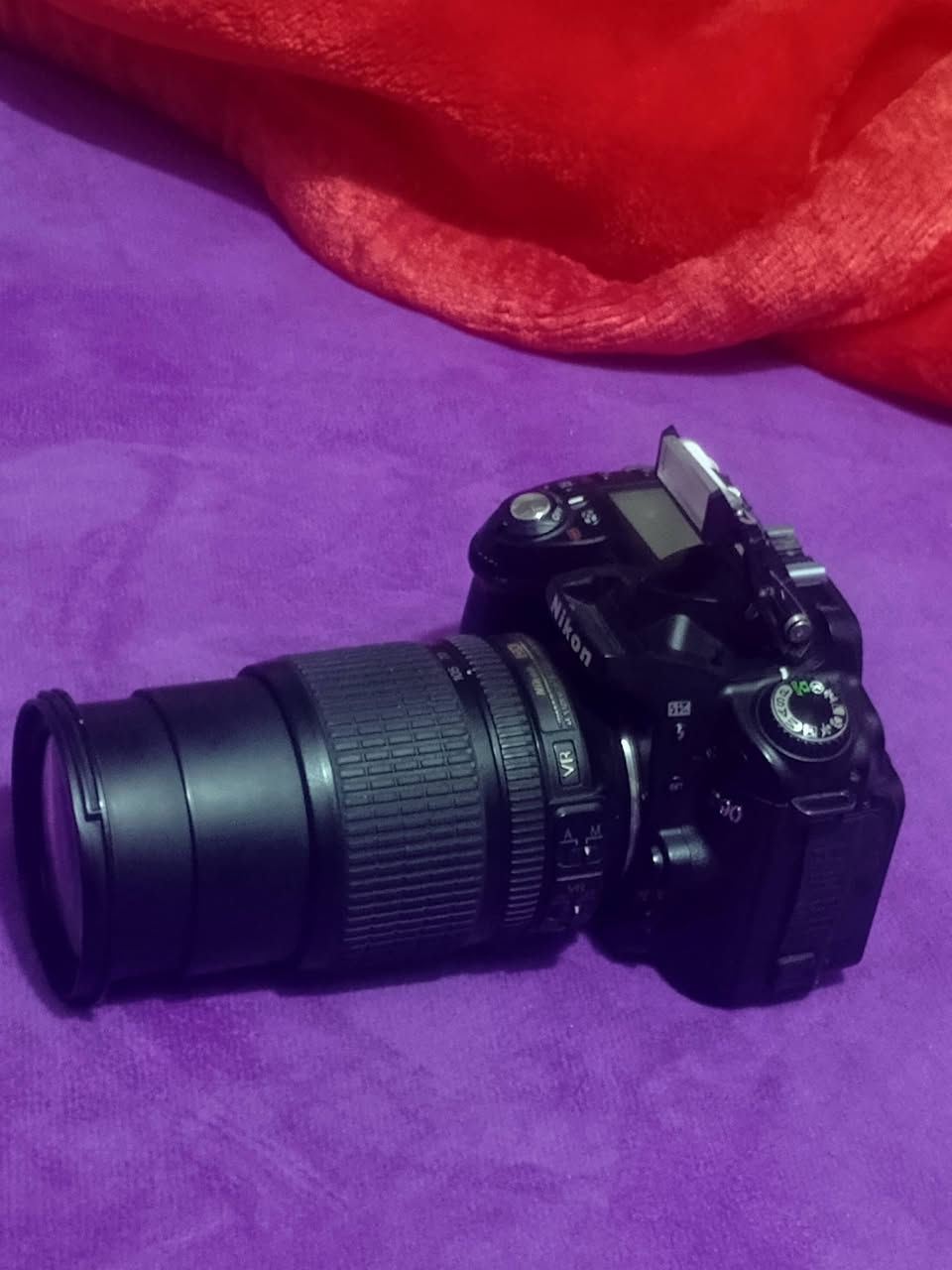 سلام عليكم كامره نيكوان 7100 البيع نقص بس قبق الفلش اثنئ التنضيف كامره حلوه او شغله الله شاهد بس متوزي عل بيعه اويهه شحنتهه او كل قرضهه التوصل،***********
