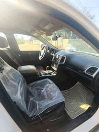 للبيع  جيب  موديل ١١  لاريدو  رقم بغداد   سعره  ١٧٠ نظيفه  طربته بجنطه...