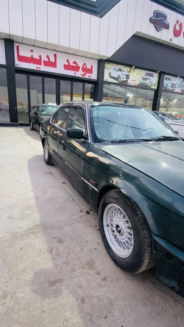 Bmw 525🚗🚗🔥
ئارم پلاستيك سليماني
به لام ئارمه كه ي ون بوه  
گيري به شه رت ته نها توزي سه وت چوعبي تيايه  بيكيشه يه   
بي دوكه ل بي بوخار  
هه مو گياني ئيش اكات كاره باياتي 
ته قه و ره قه ي به شه رت. سه ياره كه ما شالله ي ئه ويت 
تيبيني / بو مه عامه له تيل مه كه قوفلي  ١٦گه لايه  گورينه وه ناكه م ته نها فروشتن
ژم/***********
