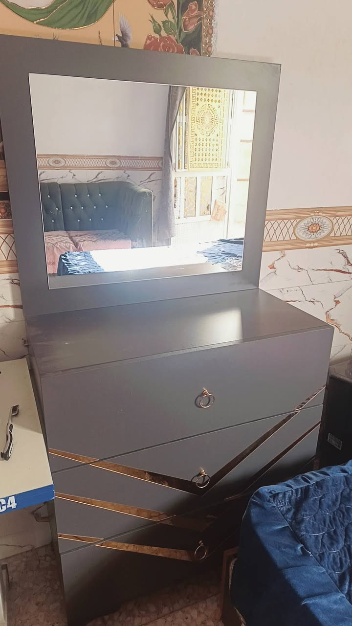 غرفه نوم تركي جديده ونضيفه
العبيدي ***********
