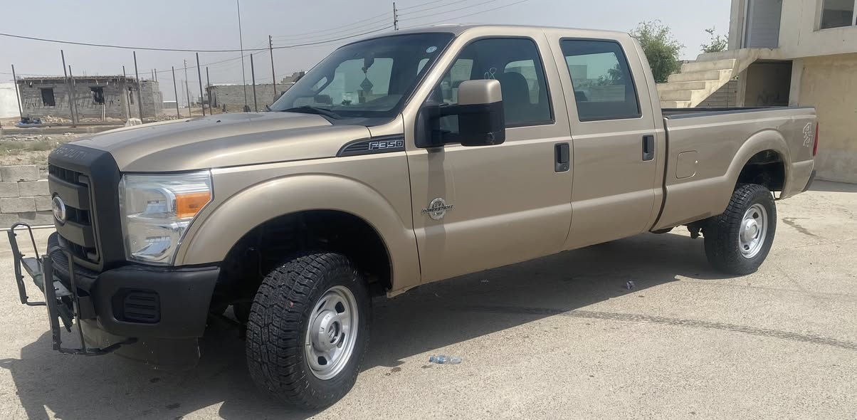 مرخصه الامين سياره للبيع فورت موديل سياره (٢٠١٢) أصوليه رقم أربيل دولي سياره جديده اول ترقيمها رقم جديد سنوية جديده هزه جديده شرط تحويل وضع سياره شركه ابلاديه من مكينه (٨) سلندر بانزين ابلادي وكير واكسل وحديدايه وكشر وكهربائيات وتبريد وتخم تاير  كله ابلادي وشركه مكفول  وسياره مابيها صبغ مكفوله سياره موجوده بغداد
رقم الهاتف ***********
