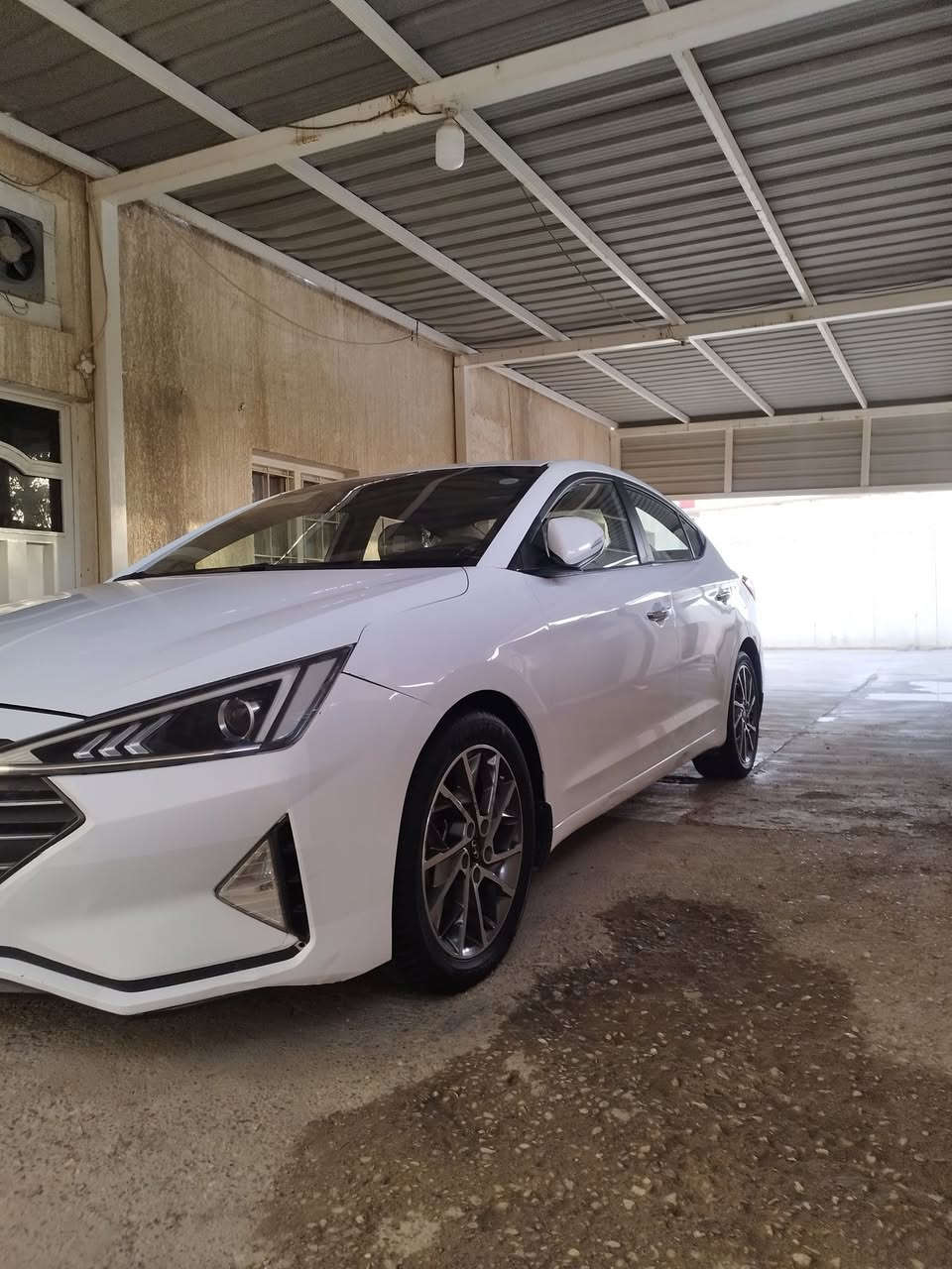 سلام عليكم الإنتر 19 خليجي محرك 200 كفاله فوال واحد ع واحد رقم بغداد ابسمي مكان السياره بلكوت الاستفسار *********** مراوس ابسورنتو خليجي أو بيع
