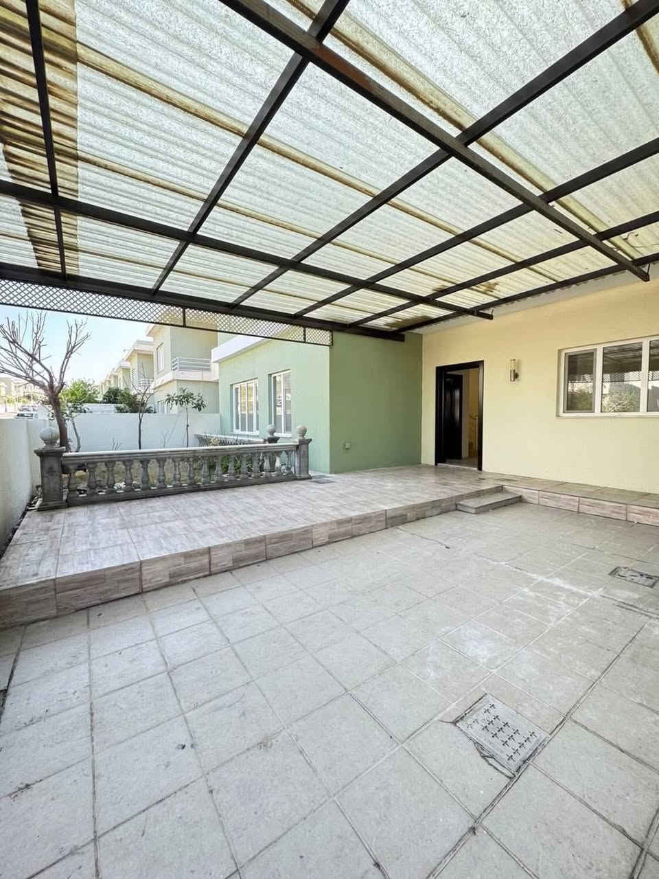 ⭐️عرض جديد ⭐️
🌷#دار_للبيع_في اربيل_بمجمع_اتلانتك_المريكي
🌷مساحةً الدار 200م زون (B)
🌷يتكون الدار من 4غرف نوم وهول داخلي 
🌷وستقبال صحيات وكراج وحديقه 
المعلومات اكثر لتواصل على ارقام التاليه
***********📞
***********📞
