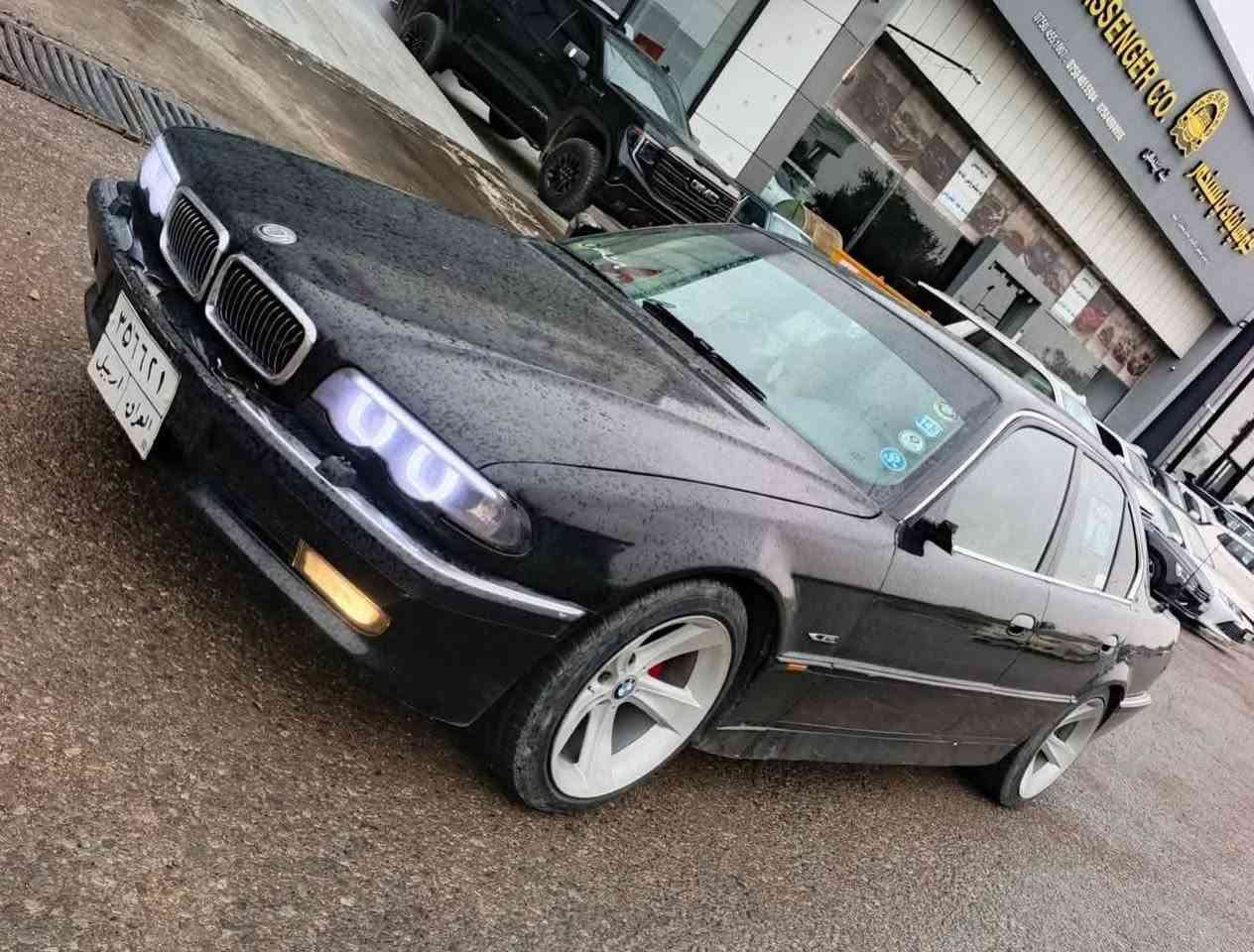 سلام عليكم مراوس ب525 فقط كاسحه موديل 94اصل محدث 2000 730 V8 كهربائيات كلها بلاديه وشغاله وياله هامان تو سايز 18كشانه كهرباء تجاوي كهرباء شاشه اندرويد جديده حداديه جديد خلفي امامي طستها تخبل مكان سياره بغداد تريد تحويل تريد وكاله ***********
