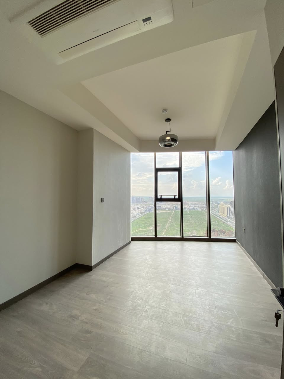 كاڤالى تاوەر
🌇 – للايـجار – بۆ کرێ 

♦️– ثلاث غرف نوم و صاله و مطبخ مفتوح / 1+3

♦️ – لمزيد من معلومات اتواصل ويانه :

♦️– يوجد اكثر من عروض في مربع الذهبي :

0750 099 89 89📞

كاوه –  عقارات مۆنیتەر Monitor Real Estate
