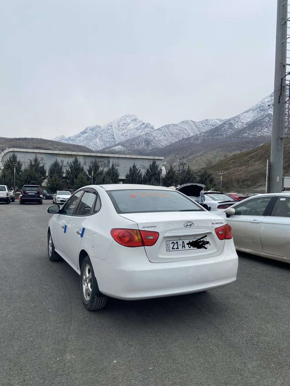 السلام وعليكم 
سياره انترا موديل 2010 للبيع  
شرت التحويل كير مكينه مكفوله السياره 
السعر خاص ماريد واحد يشلع گلبي الشراي بس يتفضل خاص او تصال رقم *********** 
تحياتي 
#الجميع
