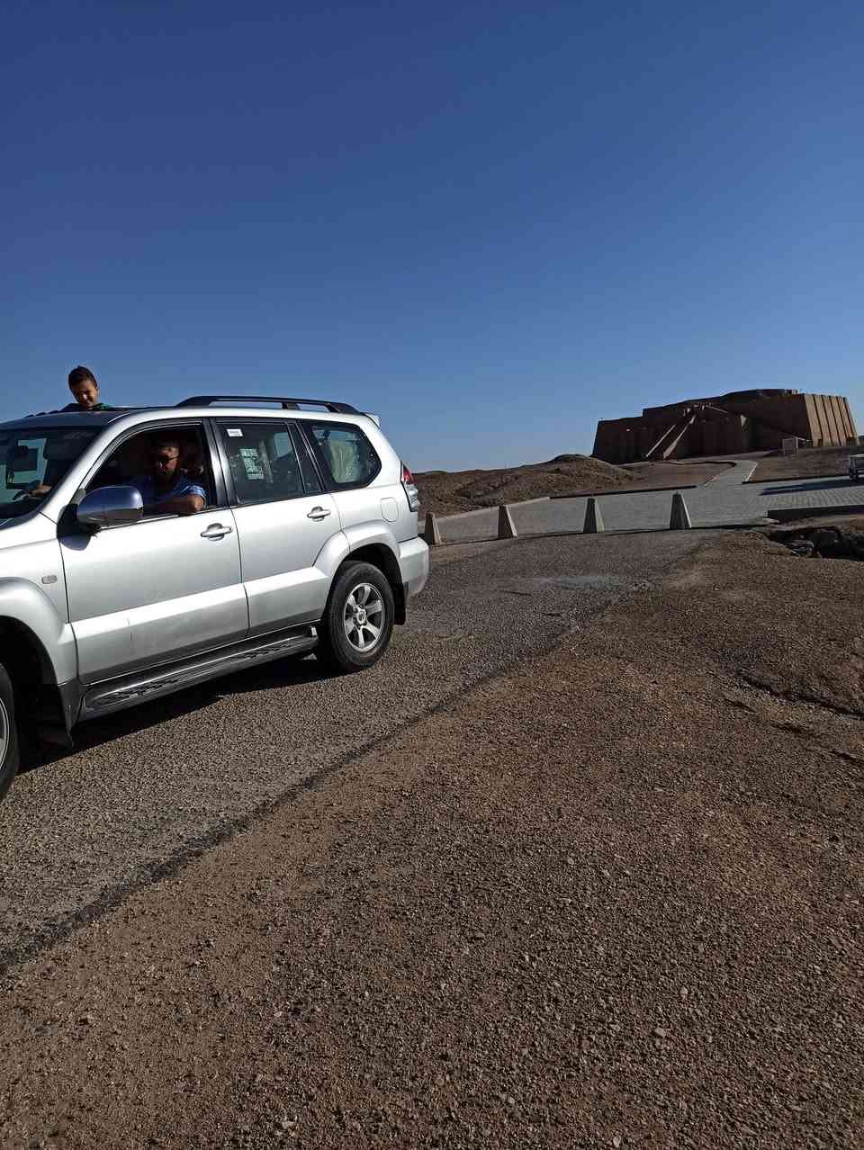 برادو 2008 أربيل مكفوله 4 سلندر فتحة دفع رباعي تبريد ثلاث قطع رقم انكليزي جديد باسمي للبيع السعر 155 للاتصال ***********
