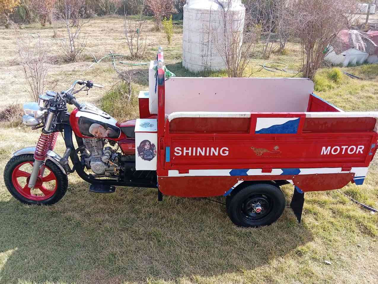 اخوان السلام عليكم ستوته للبيع موديل ١٦ اوراق اصوليه مكفوله تخم تاير محرك نضيف كيري بوكس دبلات باتري كله جديد كهربا ئيات شغاله نكره سلف سعره مليون وربع بيه مجال الاتصال *********** أو مراسله العنوان بابل المدحتيه
