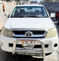 تويوتا هايلوكس للبيع موديل 2011 تهم تاير حداديه سياره كنا نقص ما بيهام...