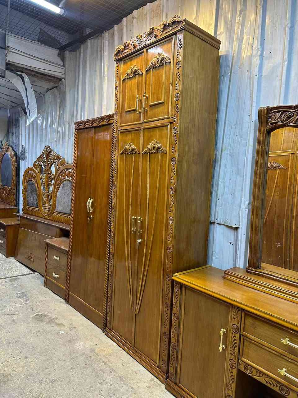 سلام عليكم 
غرفه نوم مستعمل صاج عراقي داخل وخارج ظهر جرجوبه 
دنك زان حاميل زان مصري  سرير منام زان مصري 
صوميه جربايه نفر عدد2 جديد
يدات جديد 
كيلون جديد 
بوري تعلاكه جديد 
مكان بغداد حي الاعلام شارع قطر الندى مجال مدرسه رفيده معرض يوسف الخفاجي 
الاسفسار على رقم ***********
