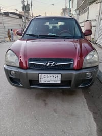 توسان ٢٠٠٦ • محرك ٢٧٠٠ • مشي ١٢٥ الف