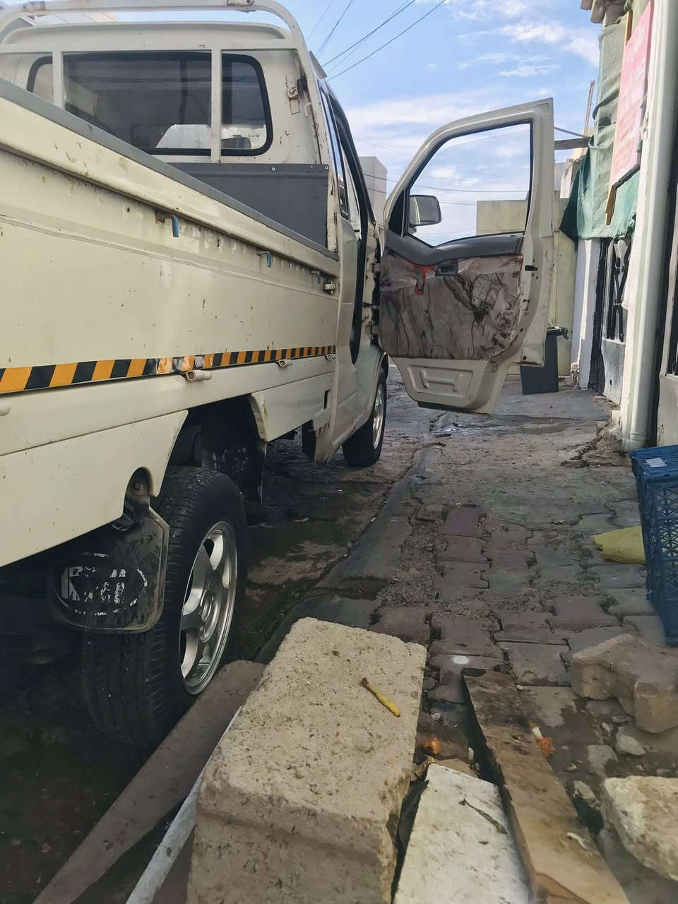 هايفي للبيع موديل 2007 اوراق كامله تخم تاير ويل كب گير محرك لا تنقيص ولا تبخير السعر 17 وبيها مجال  العنوان كركوك الرقم ***********
