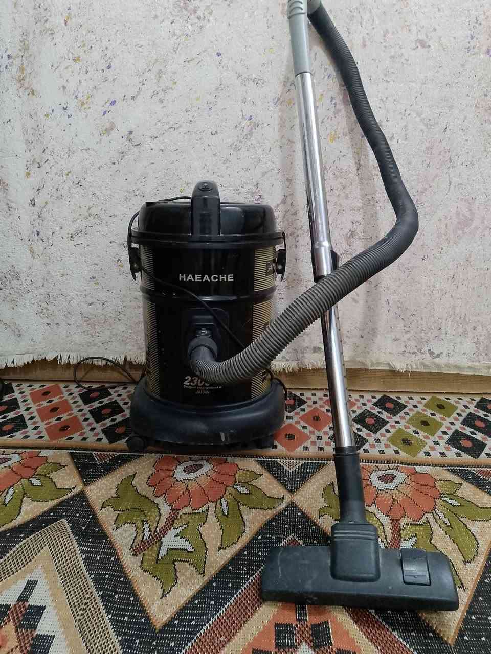 مكنسه كهربائيه الاصليه سحب كلش قوي سعر 35 الزبير ***********
