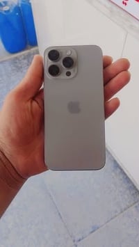 آيفون ١٥ برو ماكس • ٢٥٦ • بطاريه ٨٨