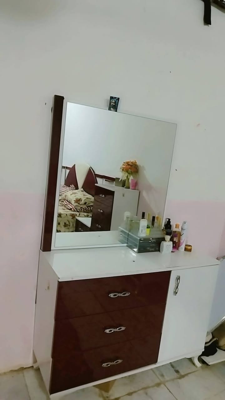 سلام عليكم غرفه تركيه نضيفه وحلوه بيع مستعجل مكلف


**إذا كنت صاحب هذا الإعلان وتريد حذفه لأي سبب، رجاءا أرسل رسالة إلى الدعم الفني**