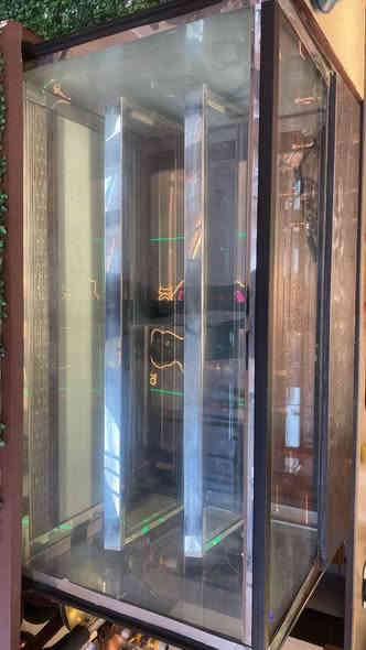 سلام عليكم عارضه حلويات نظافة 80% 525 وبي مجال المكان المنصور حي دراغ ***********
