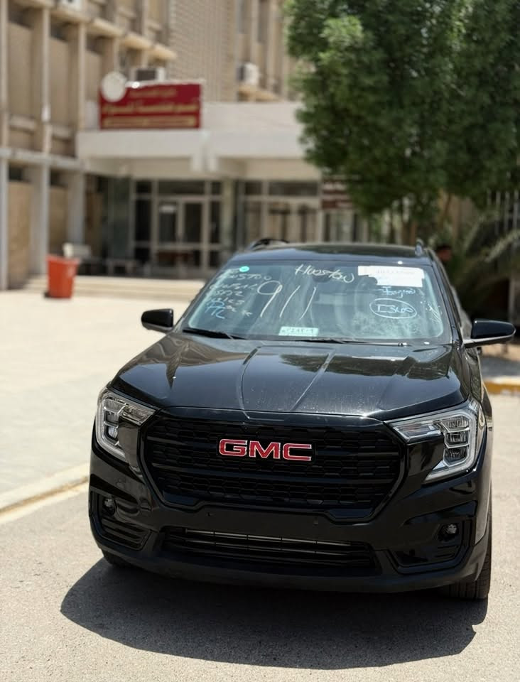 للبيع GMC Terrain SLT 2024 (Black Top)
• الفئة: SLT
• Black Top
• الممشى: 9,000 ميل فقط (شبه زيرو)
• محرك 1.5 تيربو
• ناقل حركة أوتوماتيك 9 سرعات
• كامرة 360 درجة
• مقاعد جلد مع تدفئة للمقاعد الأمامية
• تشغيل بصمة وستارت
• صندوك كهربائي (باب خلفي كهربائي)
• شاشة كبيرة مع Apple CarPlay و Android Auto
• حساسات أمامية وخلفية
• كامرة خلفية
• مثبت سرعة
• إنارة LED
• بدون بانوراما

ملاحظة: حادث أمريكا كان جاملغ وبنيد فقط، وتم التصليح بشكل كامل. ويوجد صبغ جزء بسيط من أحد الأبواب بسبب حادث خفيف، والتفاصيل موضحة بالصور.

السيارة نظيفة جداً، ممشاها 9,000 ميل فقط، وجاهزة للفحص بأي مكان.

السعر: 182 ورقة وبيها مجال للجاد.

للاستفسار والاتصال:
***********
