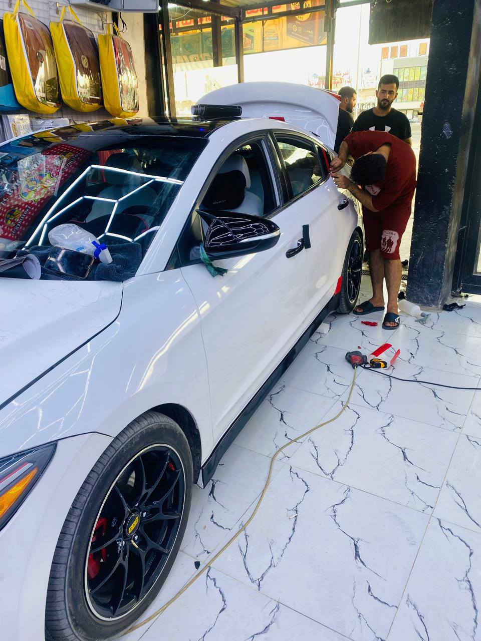 الانترا 18سبورت 
محرك ١٦٠٠تيربو 
كير DCT دبل كلج 7نمر
فول مواصفات 
فتحة بصمه فول الاخير 
حادثها بنيد وجاملغ 
***********
مكلف ب النشر
