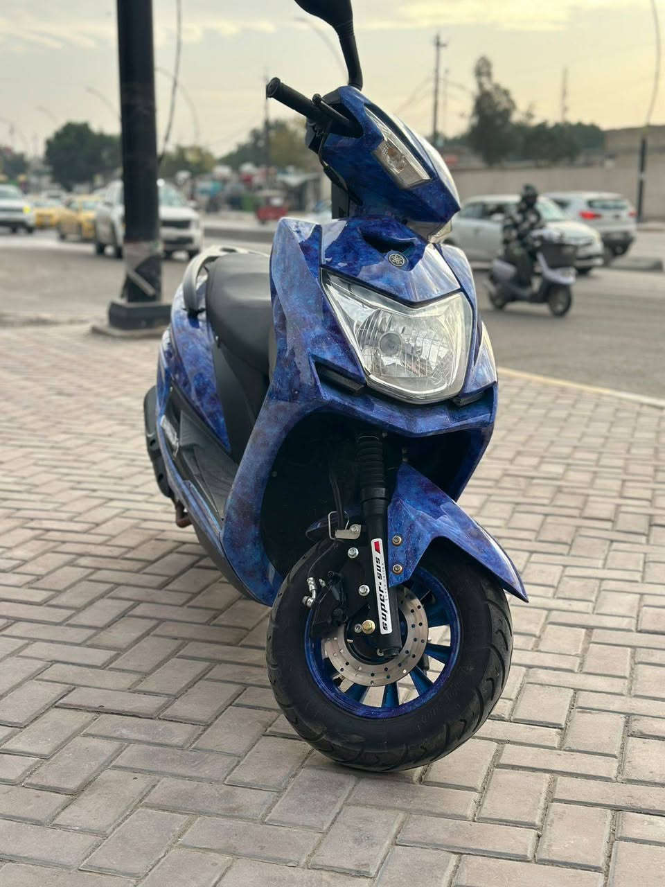 السلام عليكم سكنس كوري للبيع 2023 بصمه تشغيل عن بعد ستاند حساس منفذ شحن بها شاشه لمس دراجه زيرو جديده معنى كلمه ب 800 وبيها مجال حق الجيه بغداد حي القاهره قرب مركز شرطه القاهره بيكم خير وتدللون كفاله عامه رقم الهاتف ***********
