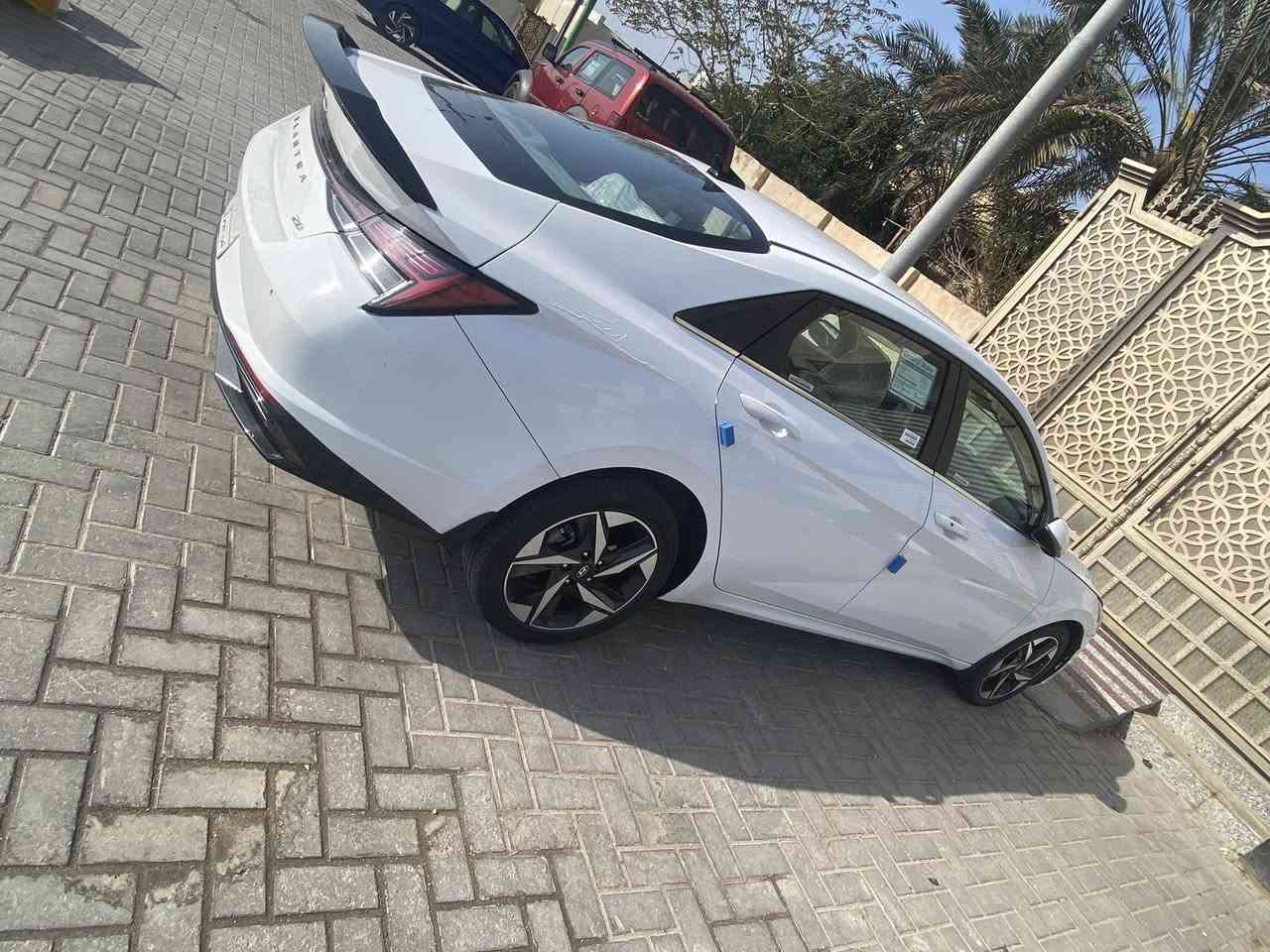 النترا مديل 2023  خليجي رقم بصره مكينه الفين  حداده تبريد كله جديد تخم تاير كشنات  ابيض فتحه بصمه صندوك كهربائي مرايات شفط شاشه كار بلي تبويد خلفي شباج كروم  سياره كفاله عامه السعر 174 وبيها مجال  مكان البصره حي المهندسين رقم الهاتف ***********
