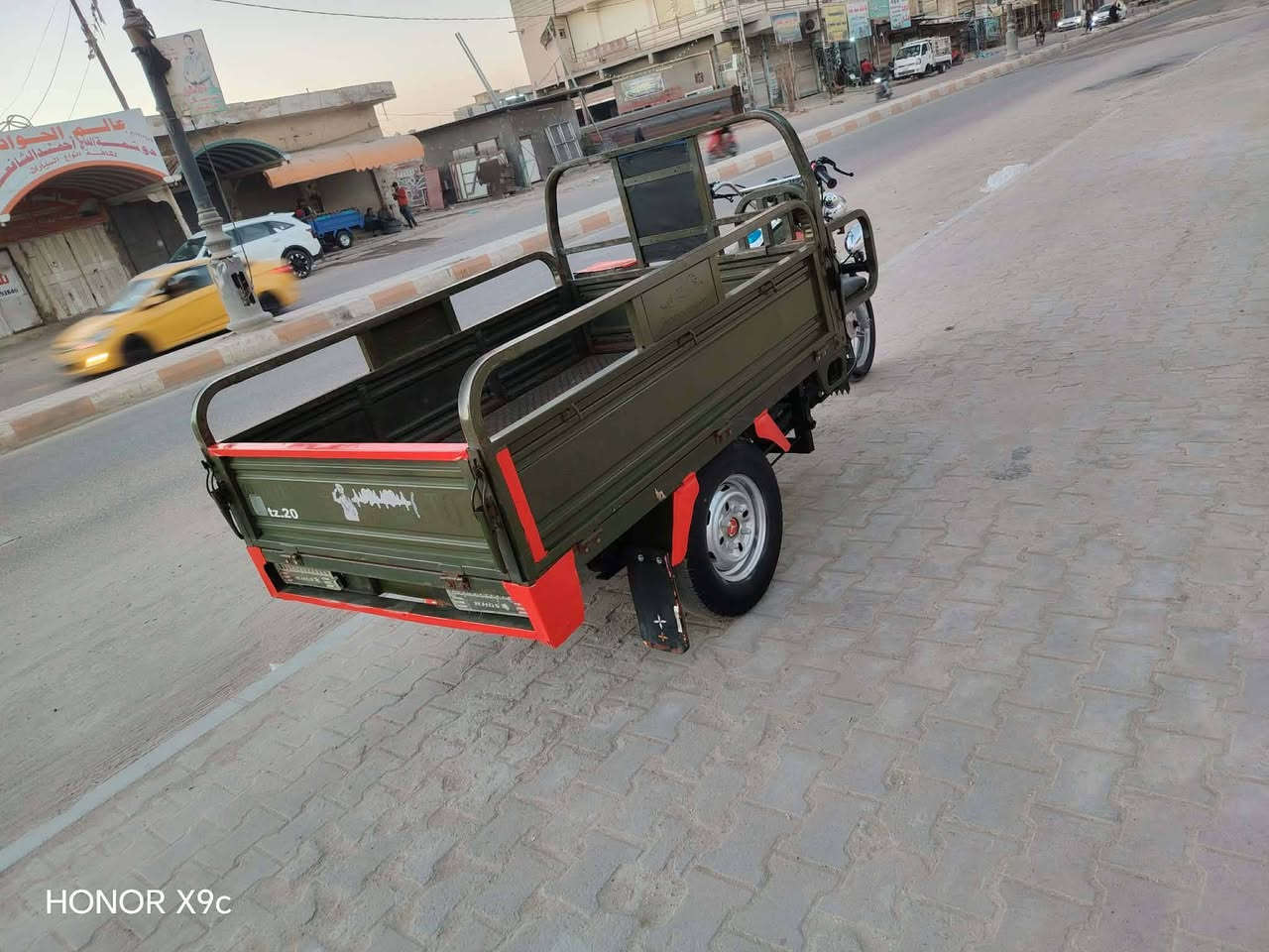 سلام عليكم ستوته للبيع بتره باب اول موديل 2021 كلهه بلاديه مكفوله كفاله عامه شاصي  وركبه مكفولات بديهه مكفول لاكص ولالحيم ولامعجون ولاصبغ اوراق اصوليه اكتبك ويه الوكيل مباشر تخم تاير جوبلس جديد تخم كهربايت كله شغال دبلات امامي شغال كرسي بلادي ستوته عله وضع الشركه نكره سلف ومال جنيان الستوته شرط الفحص والكفاله ونضافتهه نفس الصور مكانهه الديوانية مكلف بنشر ***********
