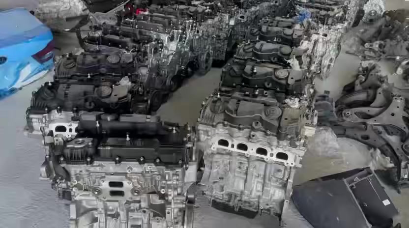 اخوان البيع جمله فقط36مكينه حجم المكينه 2500و1600تيربو مكاين سوناته واوبتما من مديل 2021الى مديل 2025بيع ع الشرط نضافه فوول الاستفسار والاتصال ع الرقم ***********
